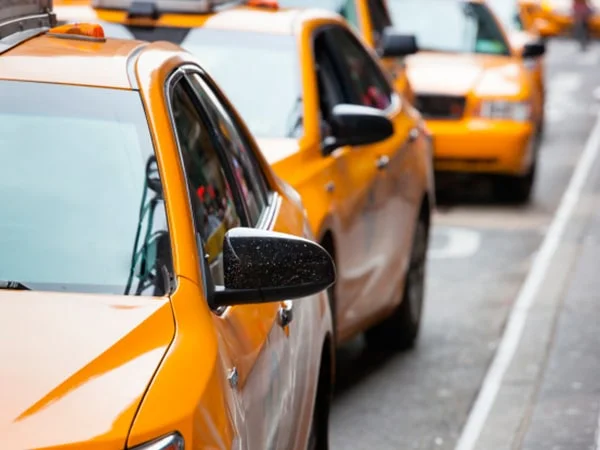 Taxi Van en grupo al aeropuerto