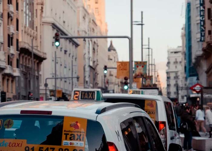 Ventajas de ir en taxi en Madrid a un evento deportivo