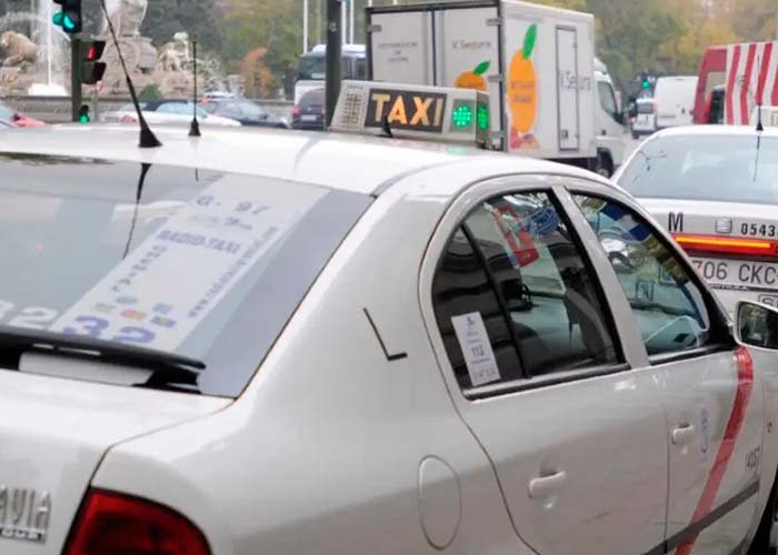 Tele Taxis al aeropuerto en Chueca Madrid